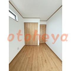 物件 4LDK 25.2万円の写真９